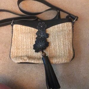 Kensie black straw crossbody or shoulder bag EUC!